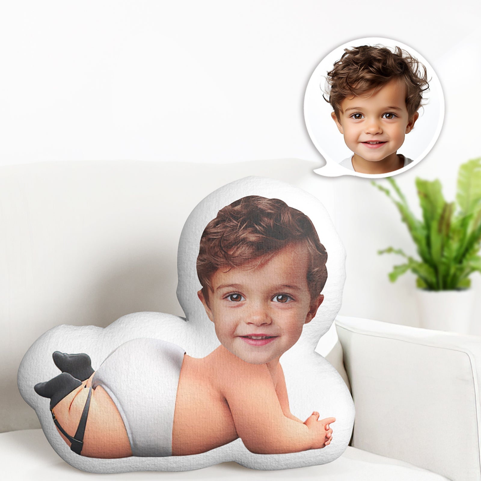 Benutzerdefiniertes Gesichtskissen Minime Baby Boss Trägt Windelpuppe, Personalisierte Fotogeschenke Für Kinder - MeineFotoTassen